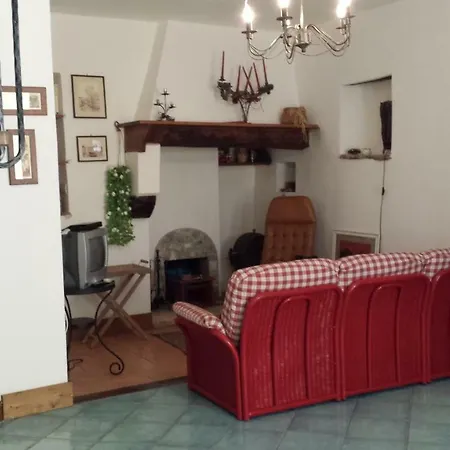 La Casa Ocra 2 *